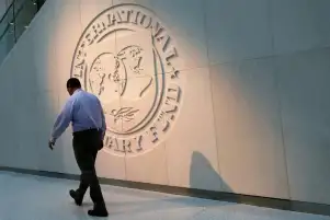 صندوق النقد: على البنوك المركزية في العالم الاستعداد لاحتمال استمرار رفع معدلات الفائدة