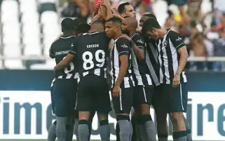 بوتافوجو يهزم فورتاليزا ويبتعد بصدارة الدوري البرازيلي