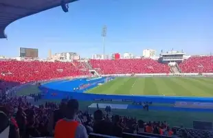استعدادا لنهائي الحلم.. الجماهير تملأ ملعب محمد الخامس قبل لقاء الأهلي والوداد