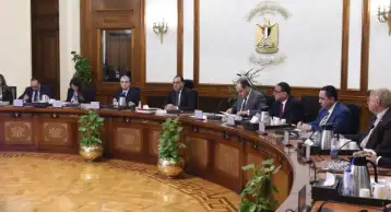 رئيس الوزراء يلتقي أعضاء الاتحاد المصري لجمعيات المستثمرين