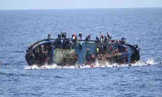 وفاة ما لا يقل عن 103 أشخاص جراء انقلاب قارب في نيجيريا