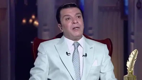 مصطفى كامل: قلقان من الذكاء الاصطناعي.. نحن على أعتاب جريمة