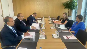 محمود محيي الدين يبحث سبل حشد التمويل والاستثمارات للعمل المناخي مع مسئولين أوروبيين