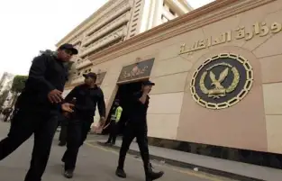 كشف حقيقة ادعاء سيدة بتعرض شقيقها المحتجز لسوء معاملة داخل محبسه بأسيوط
