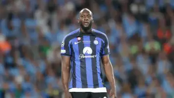 لوكاكو يحسم موقفه من الانتقال للهلال السعودي