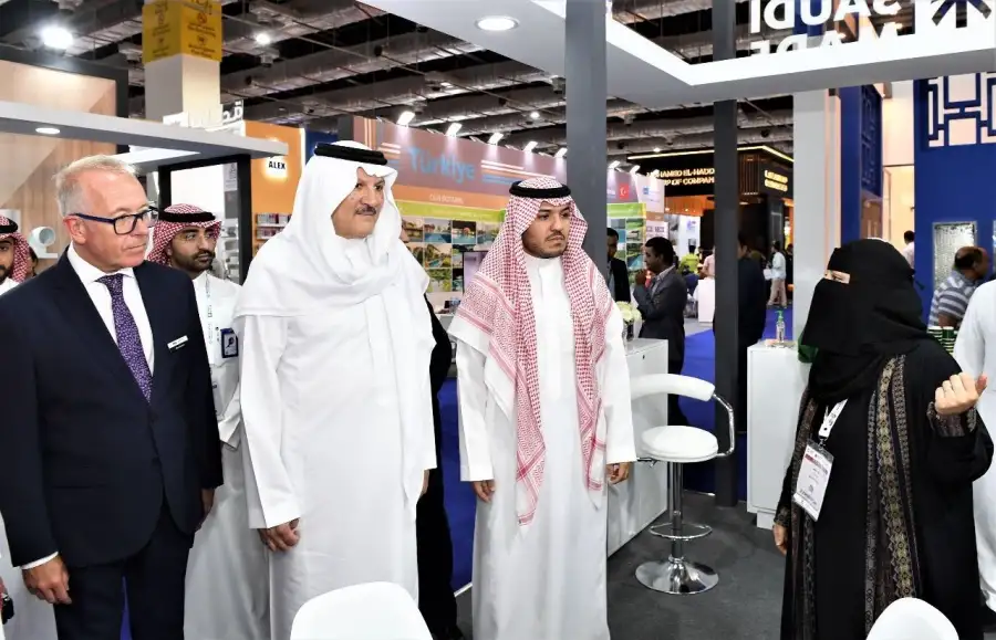 سفير السعودية يزور جناح هيئة تنمية الصادرات السعودية المشارك في معرض "الخمسة الكبار 2023" بمصر