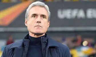تقارير.. البرتغالي كاسترو يقترب من تدريب النصر السعودي