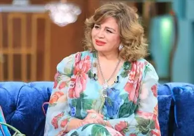 إلهام شاهين: مجيء محمد مرسي للحكم كارثة.. ولو استمروا كان هيطلع روحنا