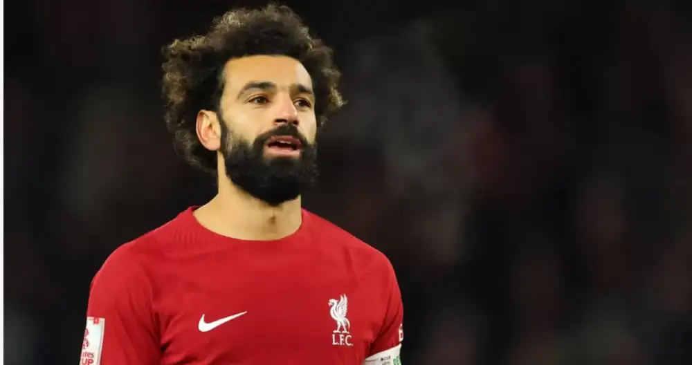صلاح يقرر البقاء في ليفربول