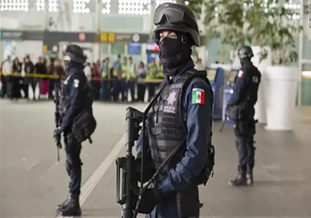 المكسيك: القبض على جنود يشتبه في تورطهم في اختفاء 43 طالبا