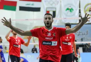 الخليج السعودي يعلن تعاقده مع لاعب الأهلي السابق