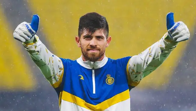 فلامنجو البرازيلي يعلن تعاقده مع حارس النصر السعودي السابق