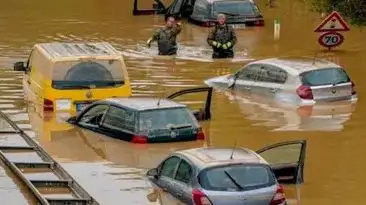 خسائر بقيمة 20 مليار دولار بسبب الفيضانات خلال 2021