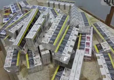 ضبط 48 ألف علبة سجائر باعتها المخازن في السوق السوداء بكفر الدوار