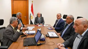 وزير الموارد المائية والري يتابع إجراءات تطوير المعامل التابعة للوزارة لزيادة فاعلية إجراءات إعادة استخدام المياه