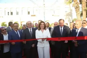 وزيرة الثقافة تفتتح "معرض الأوبرا الثاني للكتاب" ضمن احتفالات وزارة الثقافة بمرور 10 سنوات على ثورة الثلاثين من يونيو