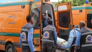 مصرع سيدة وإصابة سائق وفتاة في حادث تصادم بالصف