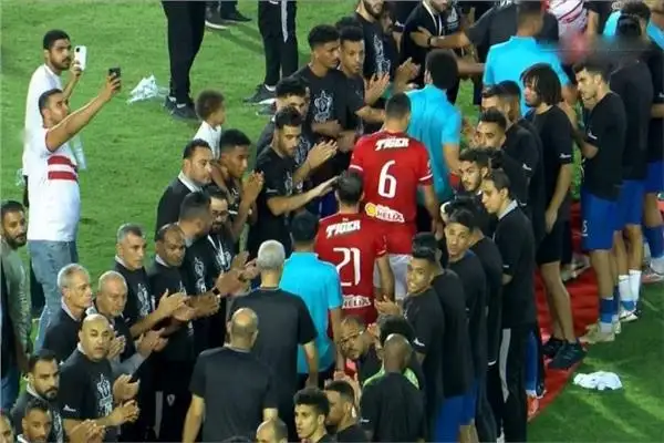 الزمالك يرفض الممر الشرفي للأهلي في القمة
