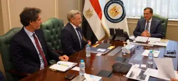 طارق الملا يستعرض الفرص الاستثمارية التى يتمتع بها قطاع البترول