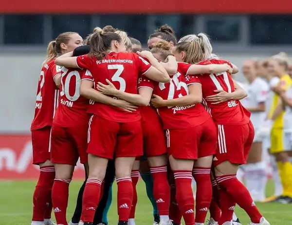 بايرن ميونخ وفرايبورج يفتتحان الموسم الجديد من الدوري الألماني للسيدات