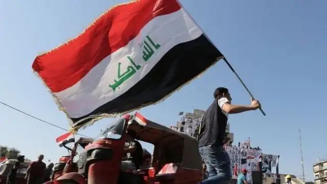 متظاهرون عراقيون ينددون بالتدخل الأمريكي في الشأن الداخلي لبلادهم