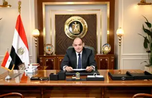 وزير التجارة والصناعة يقرر استمرار العمل بقرار حظر تصدير الأكسجين