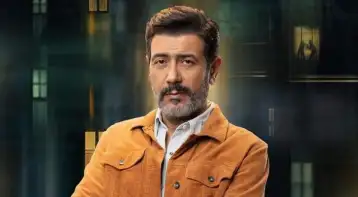أحمد وفيق: احترام عادل إمام لعمله جزء من مقوماته.. والفنانون يتعلمون ذلك منه