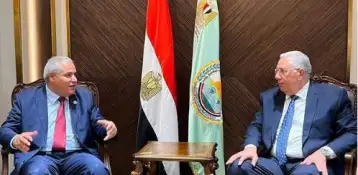 وزير الزراعة يبحث مع مسئولي "الفاو" المشروعات والأنشطة المشتركة بين الجانبين
