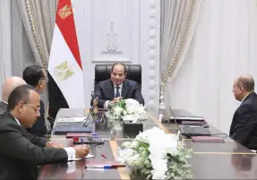 السيسي يوجه بتعظيم الاستفادة من المزايا التفضيلية التي يوفرها الموقع الجغرافي لمصر