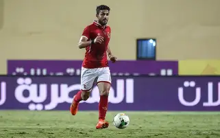 أيمن أشرف يكشف كواليس جلسة الخطيب معه قبل الرحيل