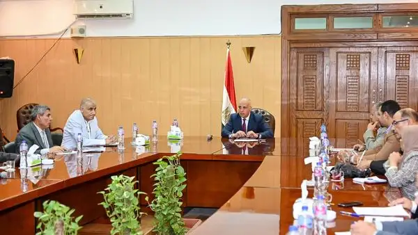 وزير الموارد المائية والري يُتابع موقف تنفيذ التكليفات الرئاسية فيما يخص تنمية وإعمار سيناء