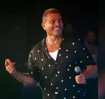 عمرو دياب يغني للشاعر الأندلسي ابن زيدون في أحدث أغنياته والله أبدا