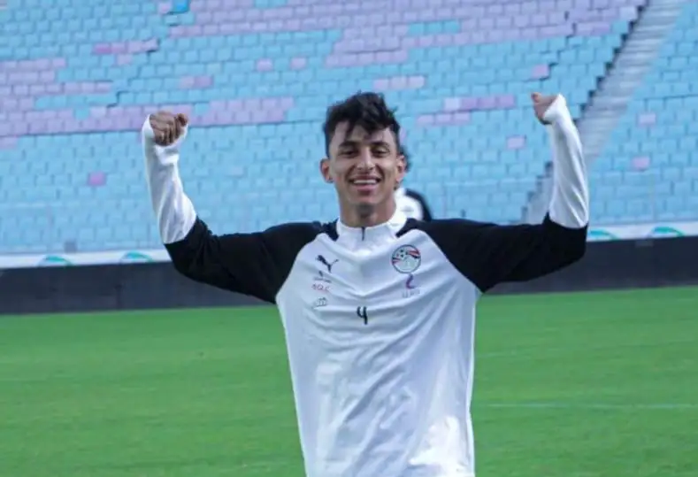 مدير الكرة بـ إنبي: أحمد عيد يحاول التلاعب بنا.. واللاعب معرض للإيقاف لهذا السبب