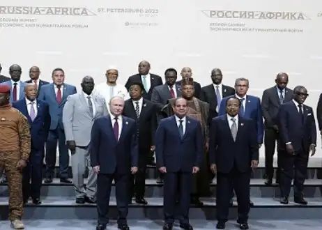 السيسي: القمة الروسية الأفريقية الثاني تأتي في ظرف دولي بالغ التعقيد ومُناخ عام يتسم بدرجة عالية من الاستقطاب