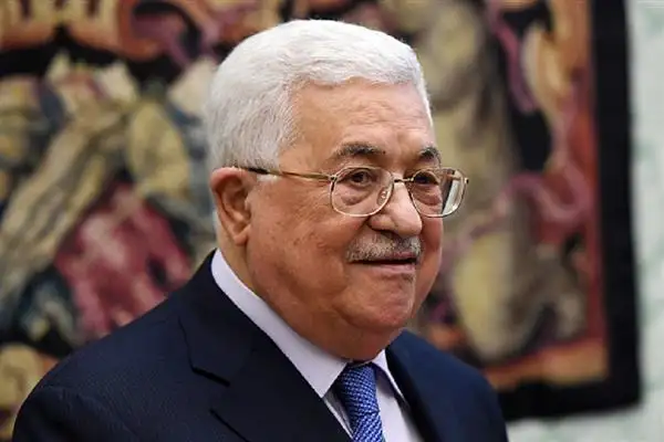 الرئيس الفلسطيني يصل العلمين في زيارة رسمية إلى مصر