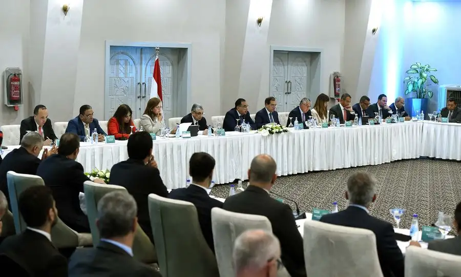 مدبولي: نمتلك البنية التحتية اللازمة لإنتاج الهيدروجين الأخضر وتصديره إلى أوروبا