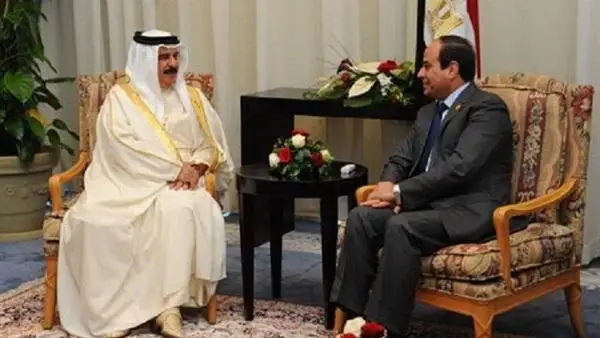 الرئيس السيسي يستقبل العاهل البحريني في مدينة العلمين الجديدة