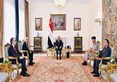 السيسي يستقبل نائب رئيس الوزراء بصربيا