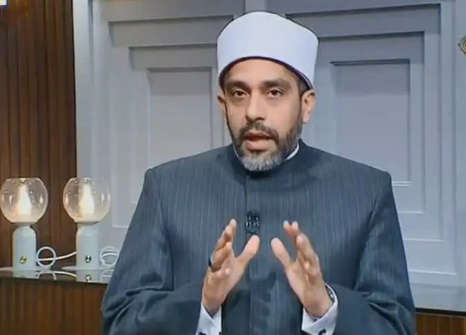 منها 4 دقائق قبل أذان الظهر.. أمين الفتوى يكشف عن 3 أوقات لا يستحب فيها الصلاة