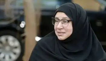 محمد رياض عن عدم تكريم عبلة كامل في مهرجان المسرح: ترفض الظهور