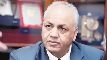 مصطفى بكري مخاطبا الرئيس: التاريخ لن ينسى لك الإنجازات العظيمة.. البلد كانت خرابة
