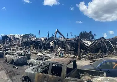 تكثيف البحث عن ضحايا حرائق الغابات في هاواي بعد مقتل عشرات الأشخاص وفقدان المئات