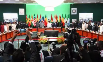 مسئول بإيكواس: الاتفاق على اليوم المحدد للتدخل العسكري فى النيجر