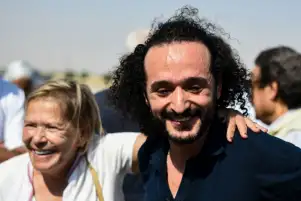 بعد قرار العفو عن سجناء أبرزهم أحمد دومة.. سياسيون وبرلمانيون: يعكس جهود الدولة لتعزيز حقوق الإنسان وحرص الرئيس على مستقبل الشباب ومنحهم فرصة جديدة للحياة