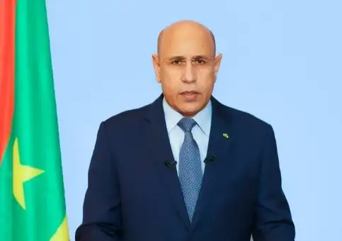 الرئيس الموريتاني يدعو المنقبين عن الذهب إلى احترام تدابير الأمان والسلامة