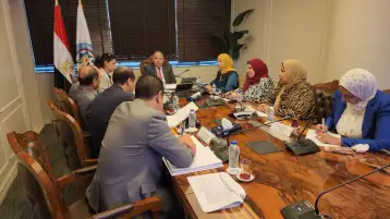 نقيب التمريض تجتمع مع وزير المالية لمناقشة سبل تحسين أحوال المهنة
