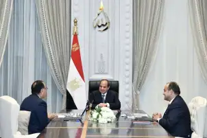 السيسي يوجه بالتوسع في منح الرخصة الذهبية للمشروعات التي تستهدف تعميق التصنيع المحلي