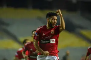 من أجل المهاجم الأجنبي .. رسميا الأهلي يعلن اعارة القندوسي الى سيراميكا
