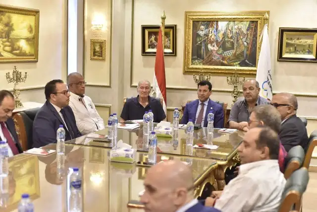 اجتماع هام في اللجنة الأولمبية بحضور حسن مصطفى ووزير الرياضة
