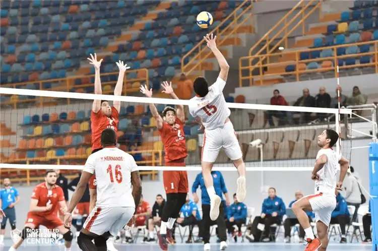 رئيس اتحاد الطائرة: لم تصلنا عقود توقيع محمد عادل للزمالك